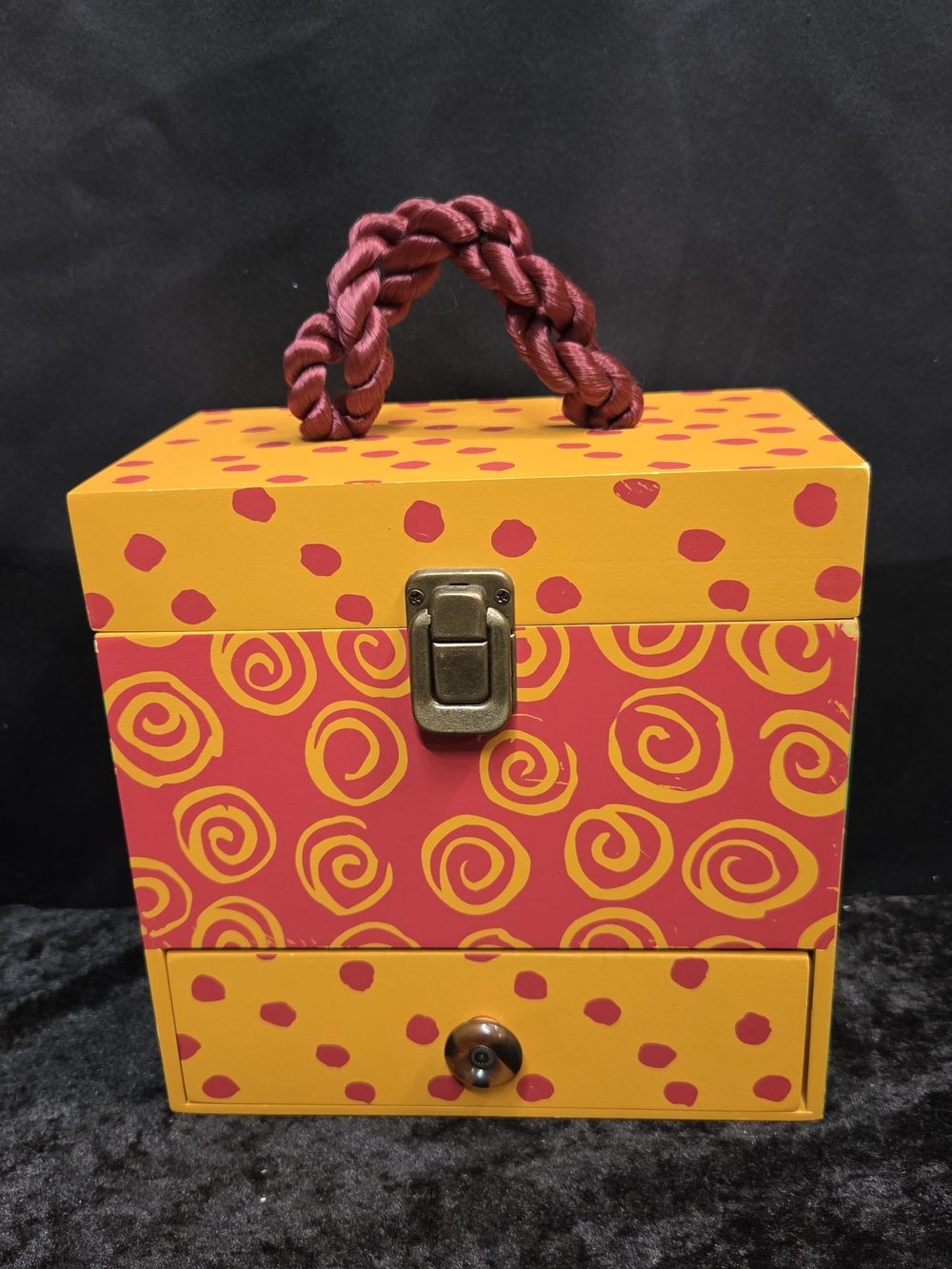 Southern Living Yellow and Red Decorative Jewelry Organizer Box